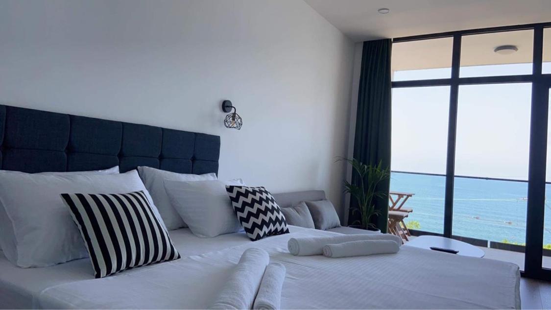 Cabo Verde Boutique Hotel Batumi Kültér fotó